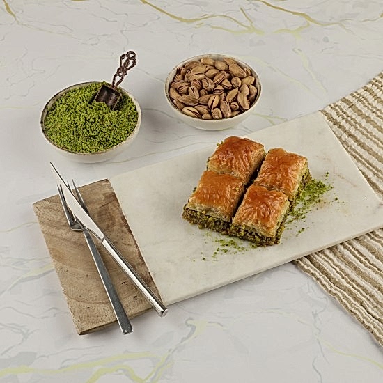 Kare Baklava Kare Baklava