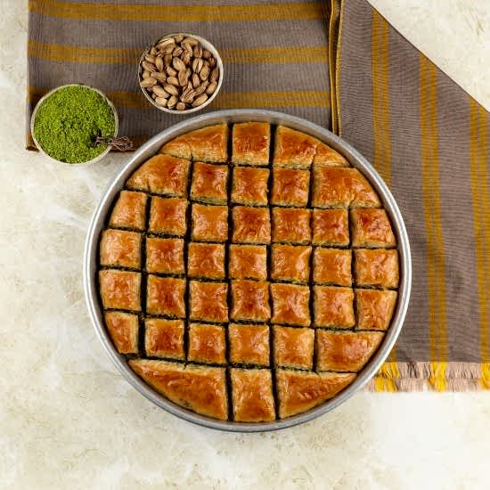 Kare Baklava Kare Baklava