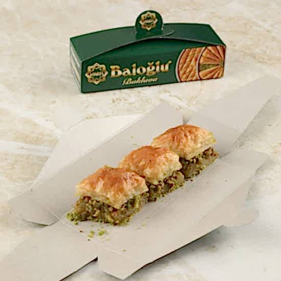 3 Üç Dilim Baklava Kutulu 3 Üç Dilim Baklava Kutulu