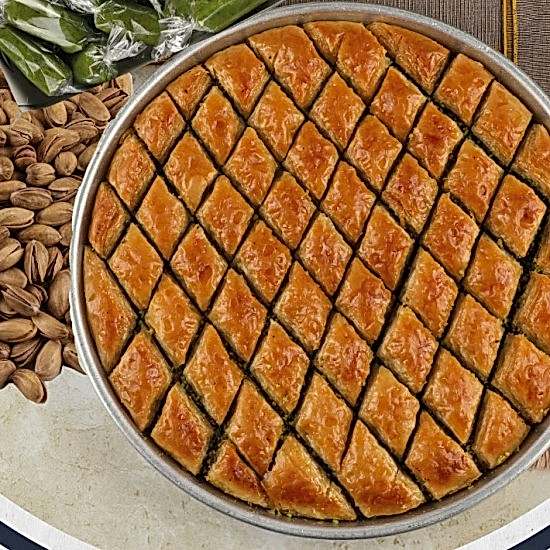 Yılbaşı Baklava Paketi 2024 - V1 Yılbaşı Baklava Paketi 2024 - V1